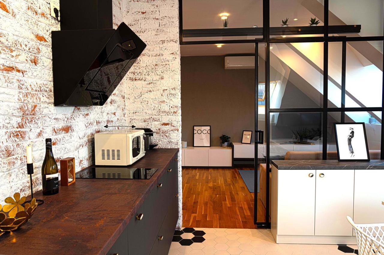 Urban Oasis Apartments With Parking Букурещ Екстериор снимка