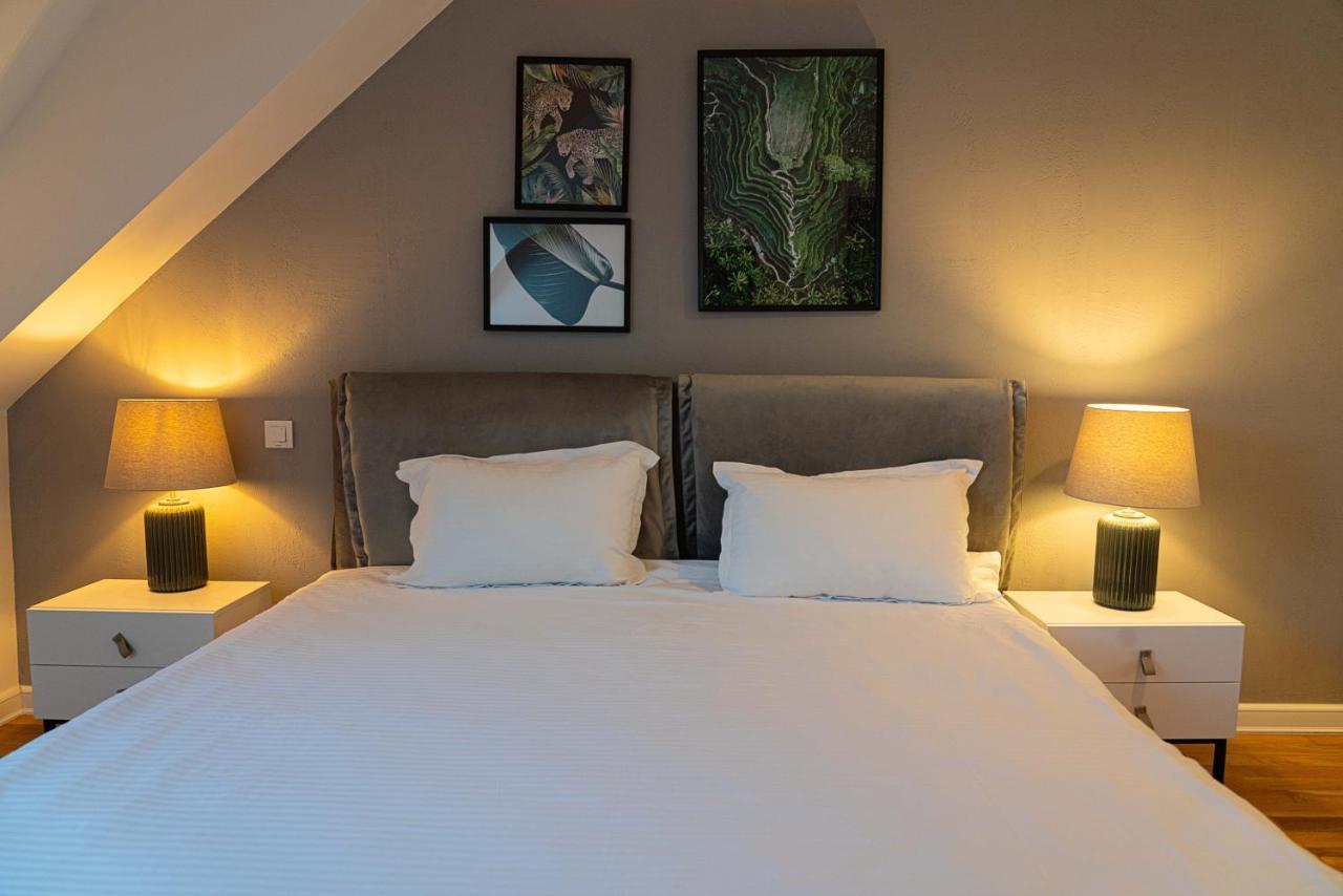 Urban Oasis Apartments With Parking Букурещ Екстериор снимка