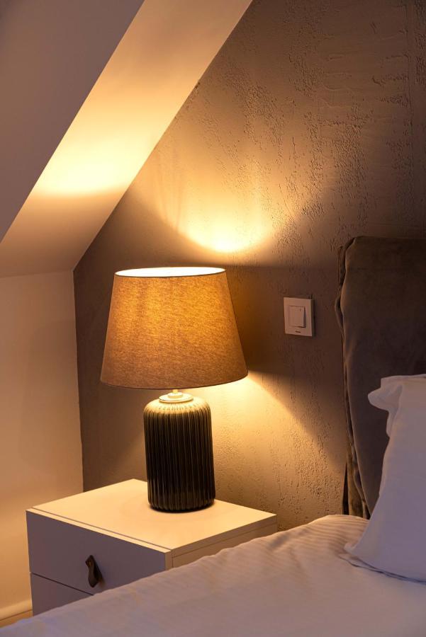 Urban Oasis Apartments With Parking Букурещ Екстериор снимка