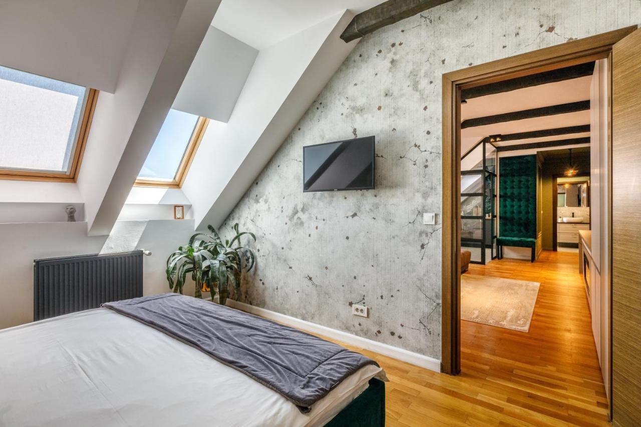 Urban Oasis Apartments With Parking Букурещ Екстериор снимка