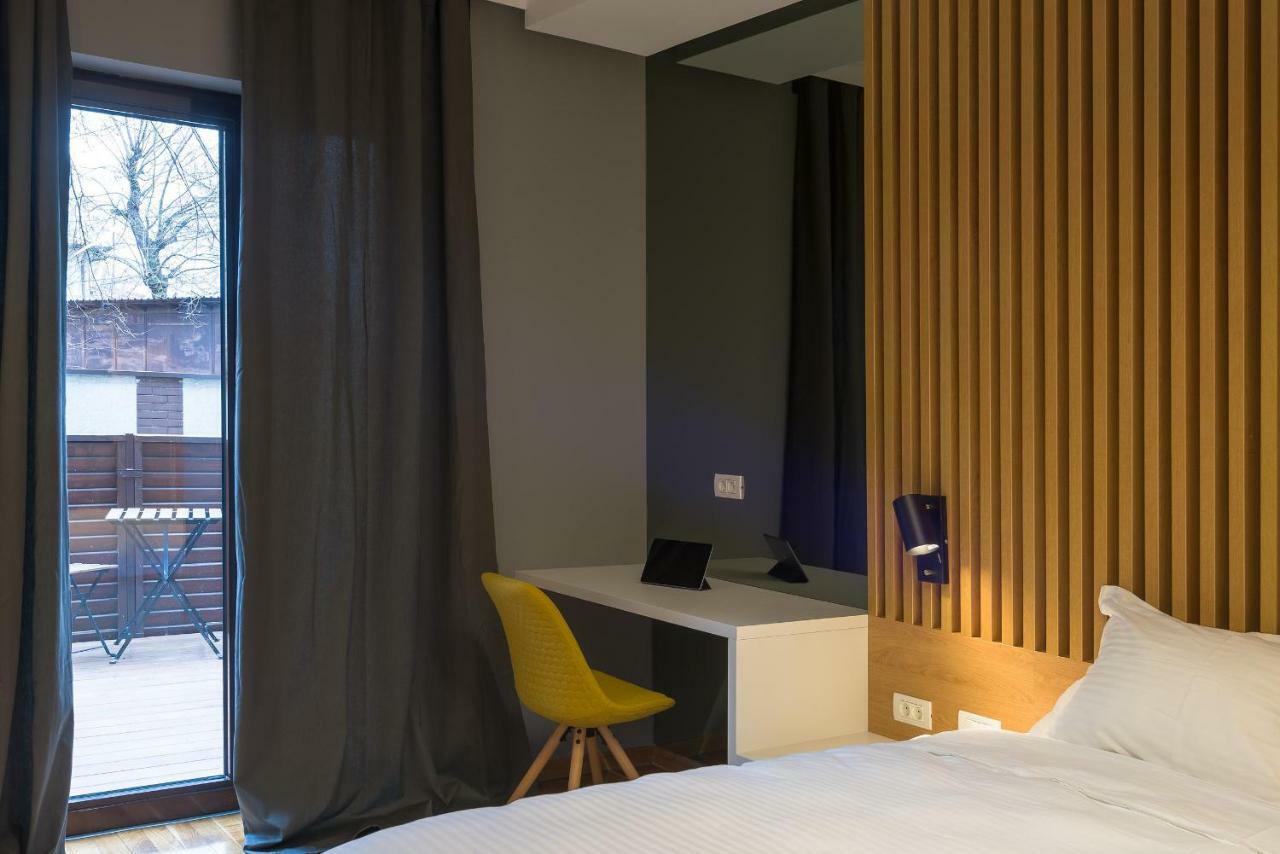 Urban Oasis Apartments With Parking Букурещ Екстериор снимка