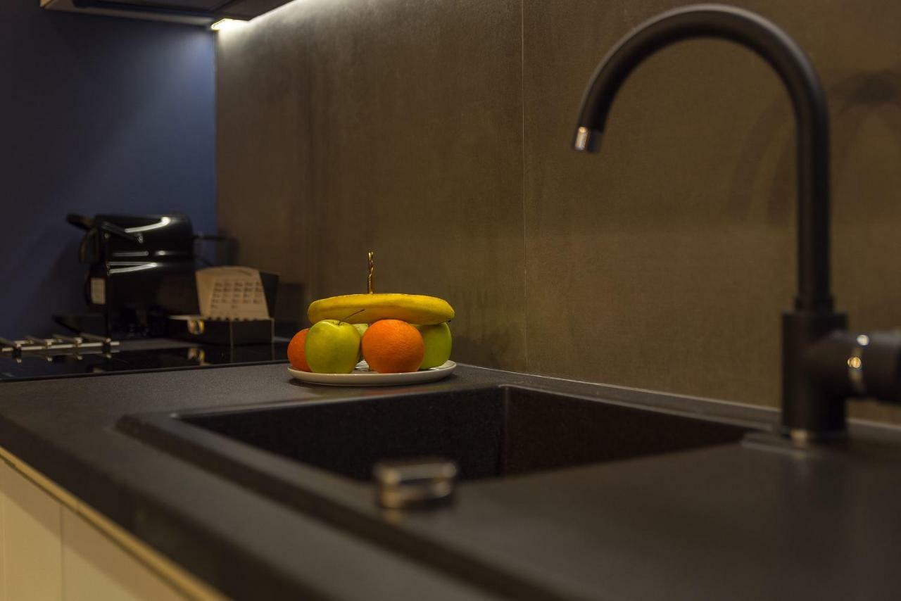 Urban Oasis Apartments With Parking Букурещ Екстериор снимка